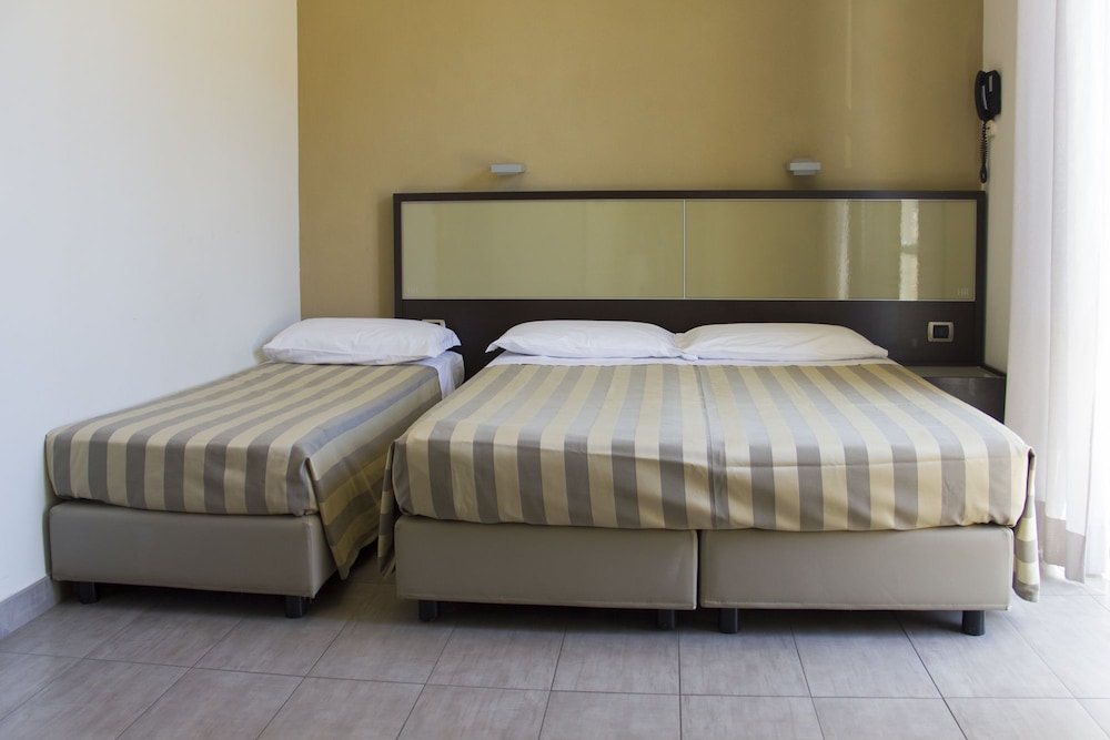 Hotel Rosenblatt 12/50
