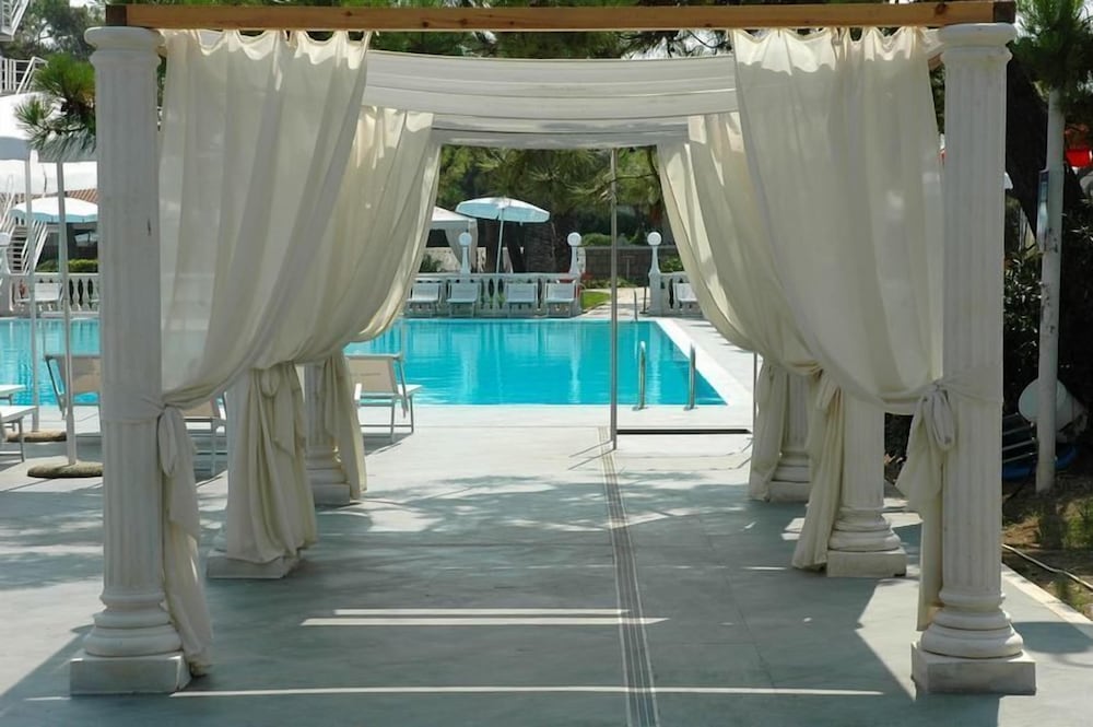 Domizia Palace Hotel 34/62