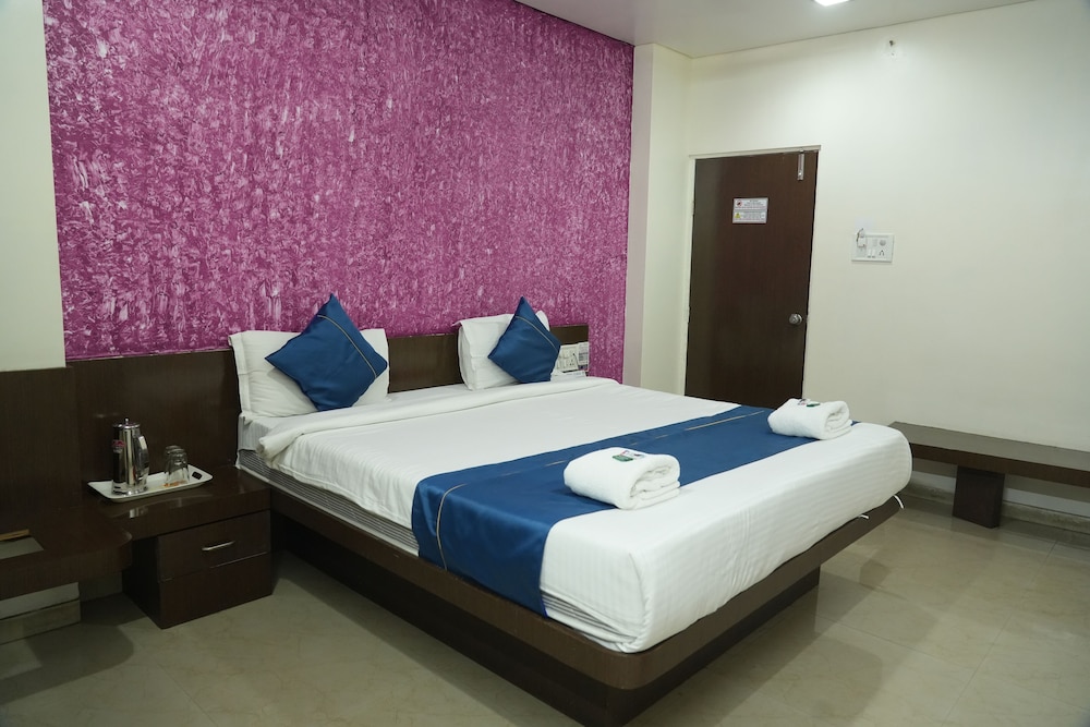 Hotel Avon International 12/46