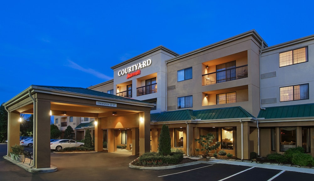 Courtyard By Marriott Asheville in ASHEVILLE - NC