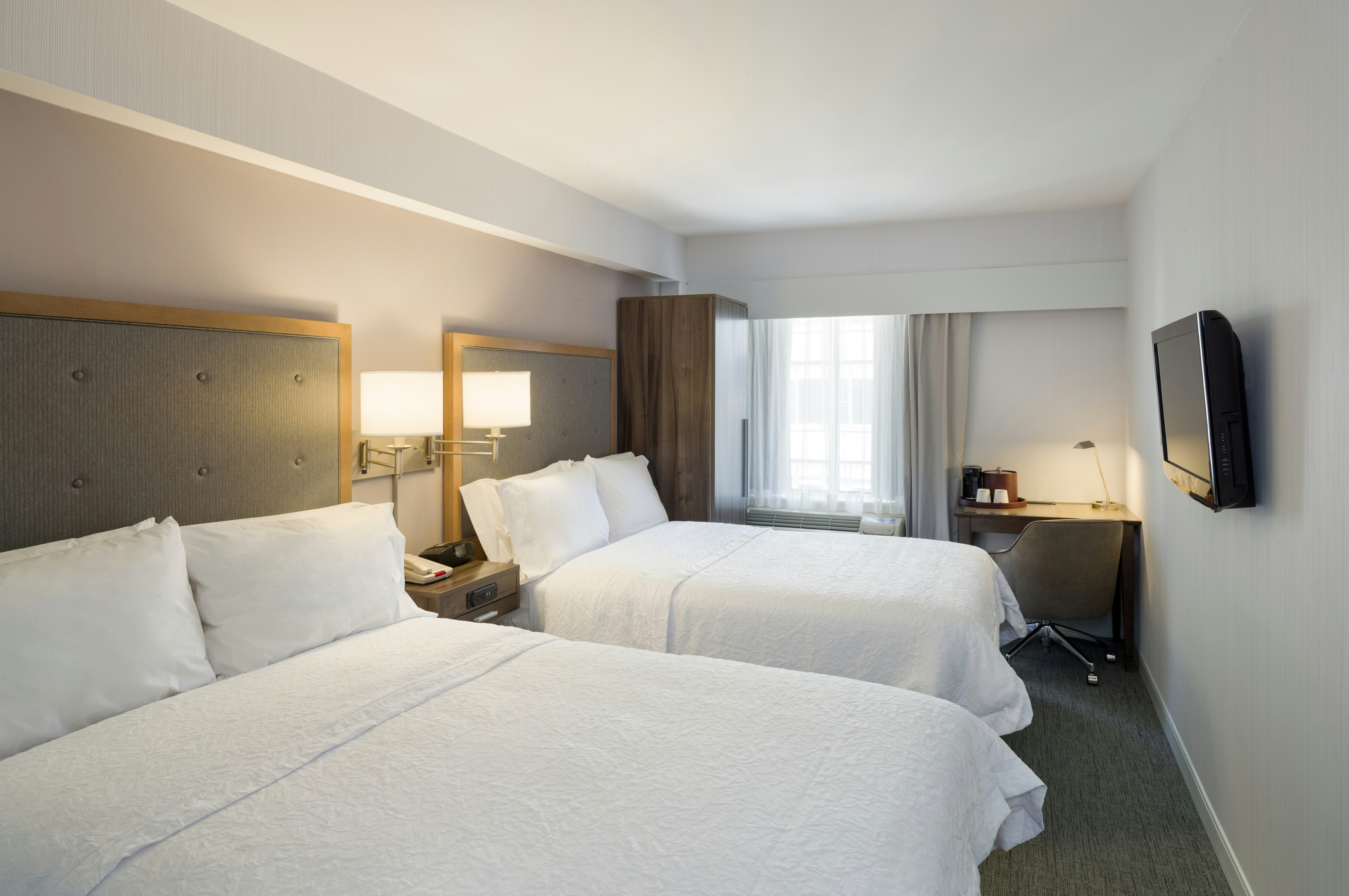 ROOM, 2 DOUBLE BEDS
