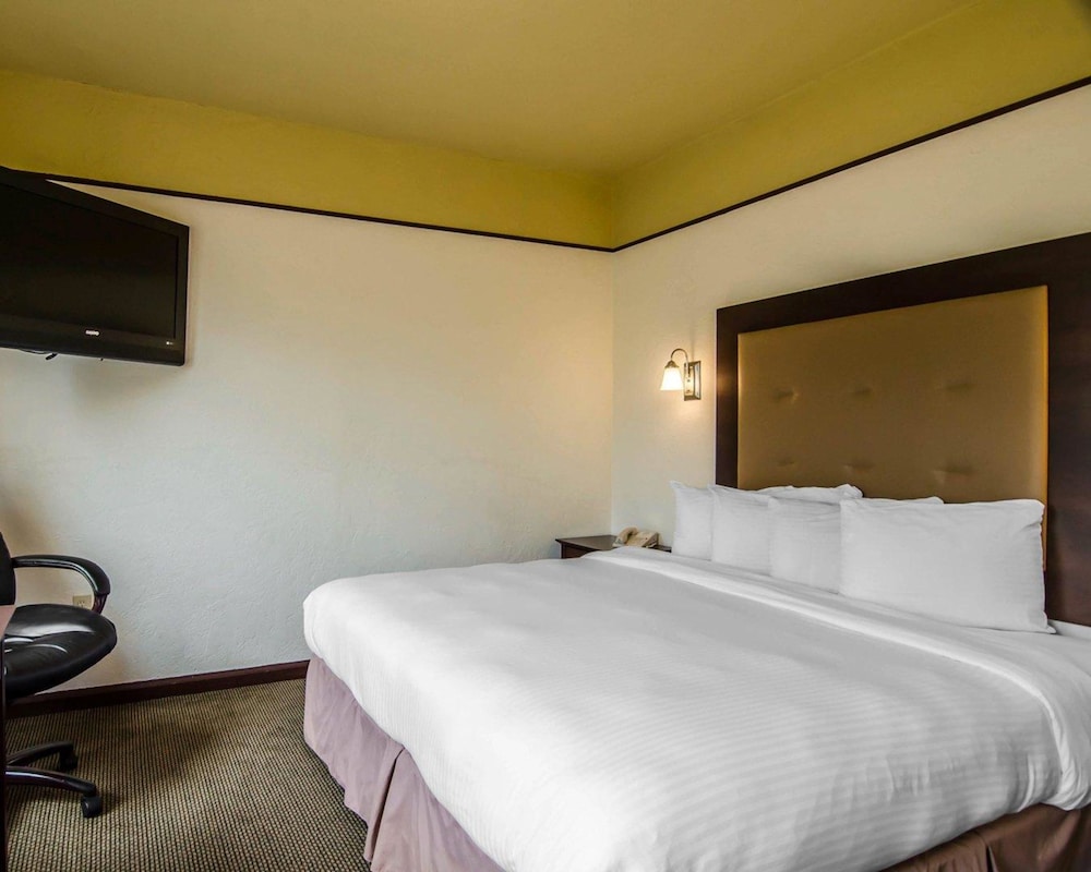 Hotel Seville 8/49