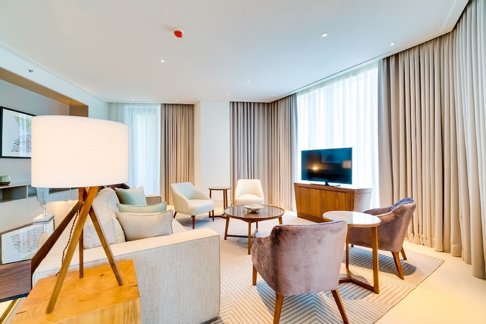 Vida Residences Downtown 45/51