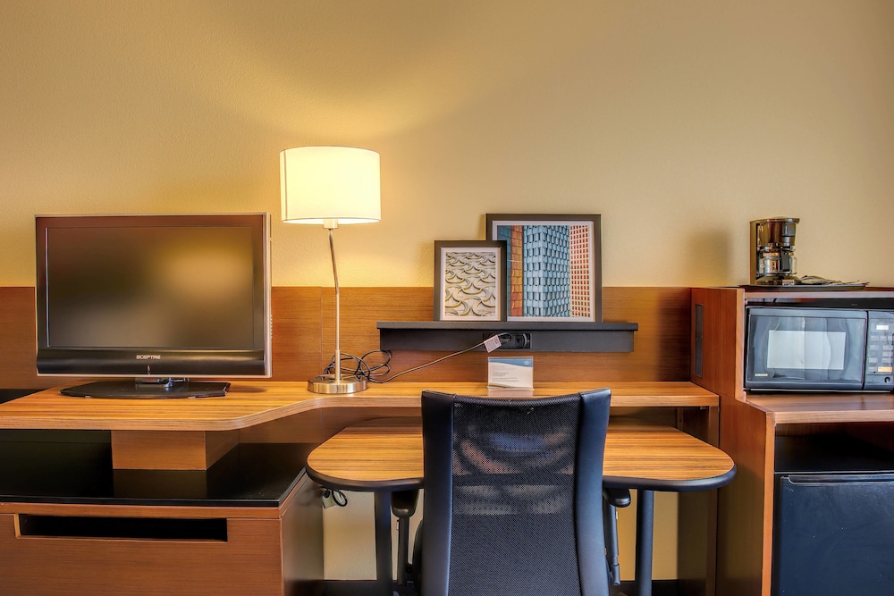 Fairfield Inn Las Cruces 34/44