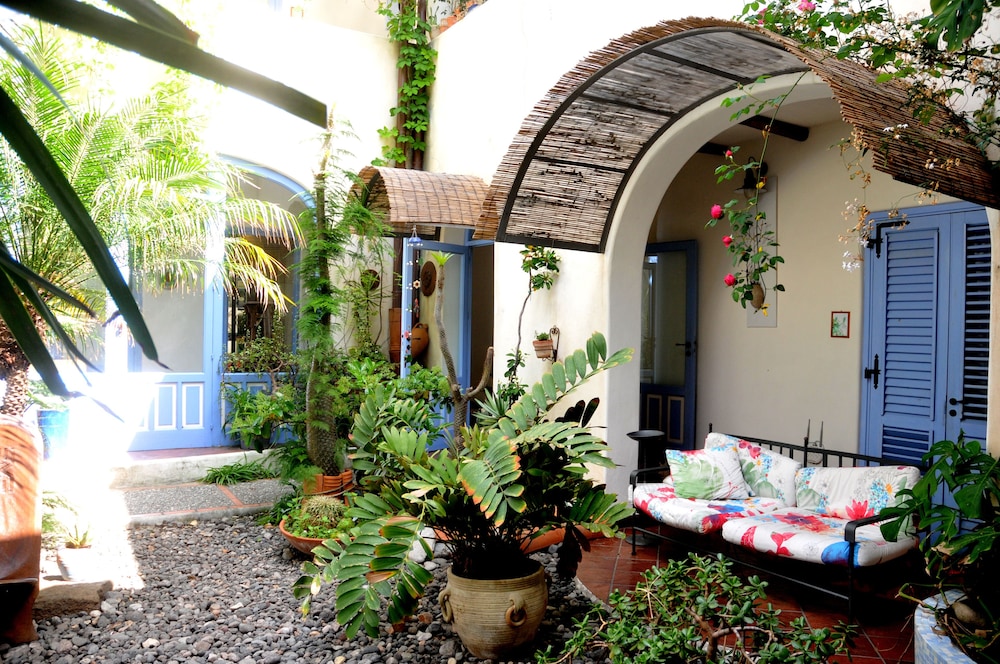 Albergo Casajanca 11/50