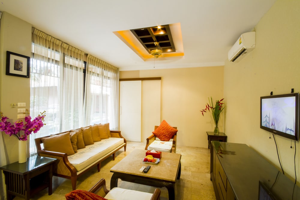 Pratamnak Villa 80/100