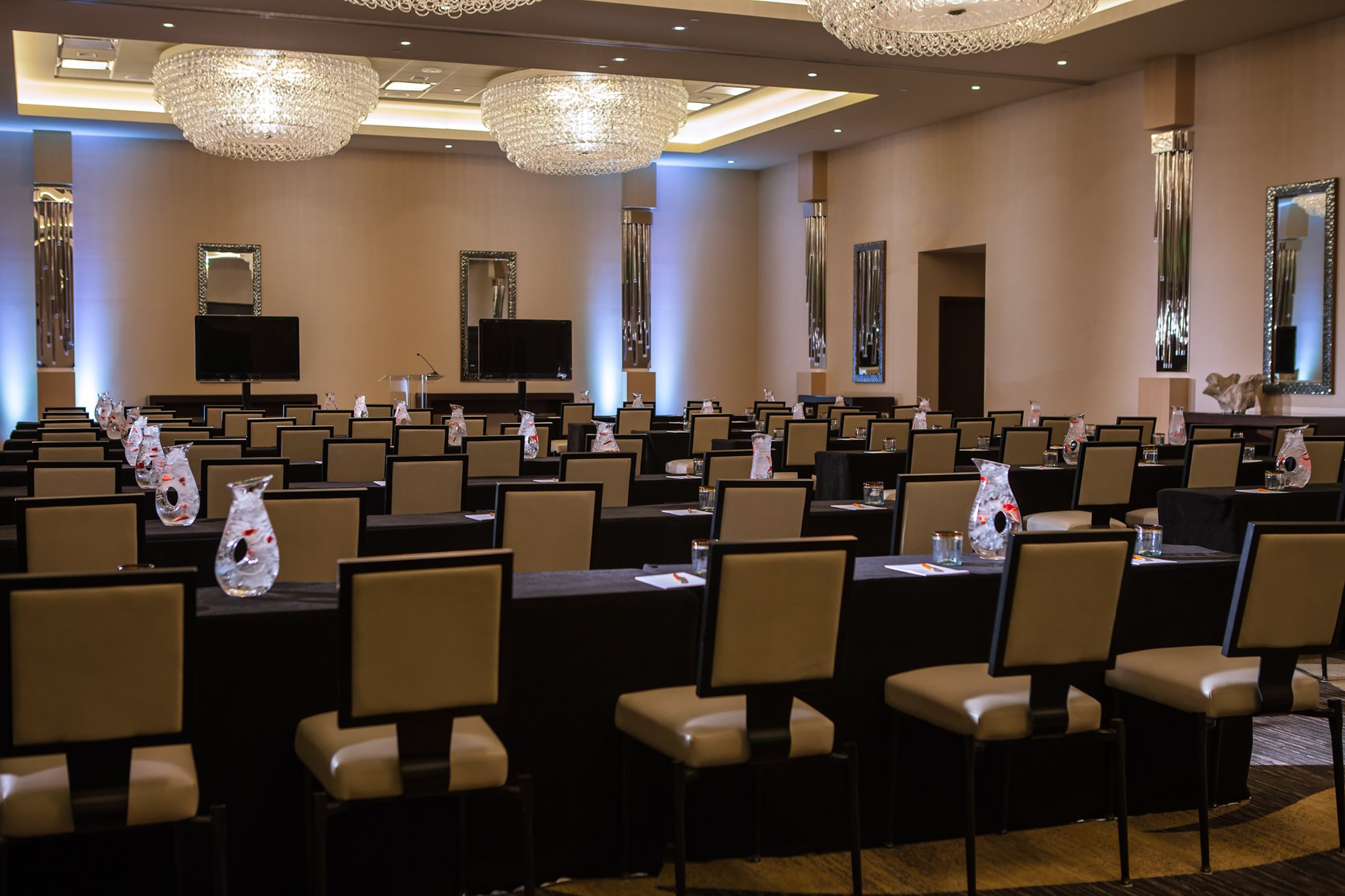 Hotel Palomar Phoenix A Kimpton Hotel 72/83