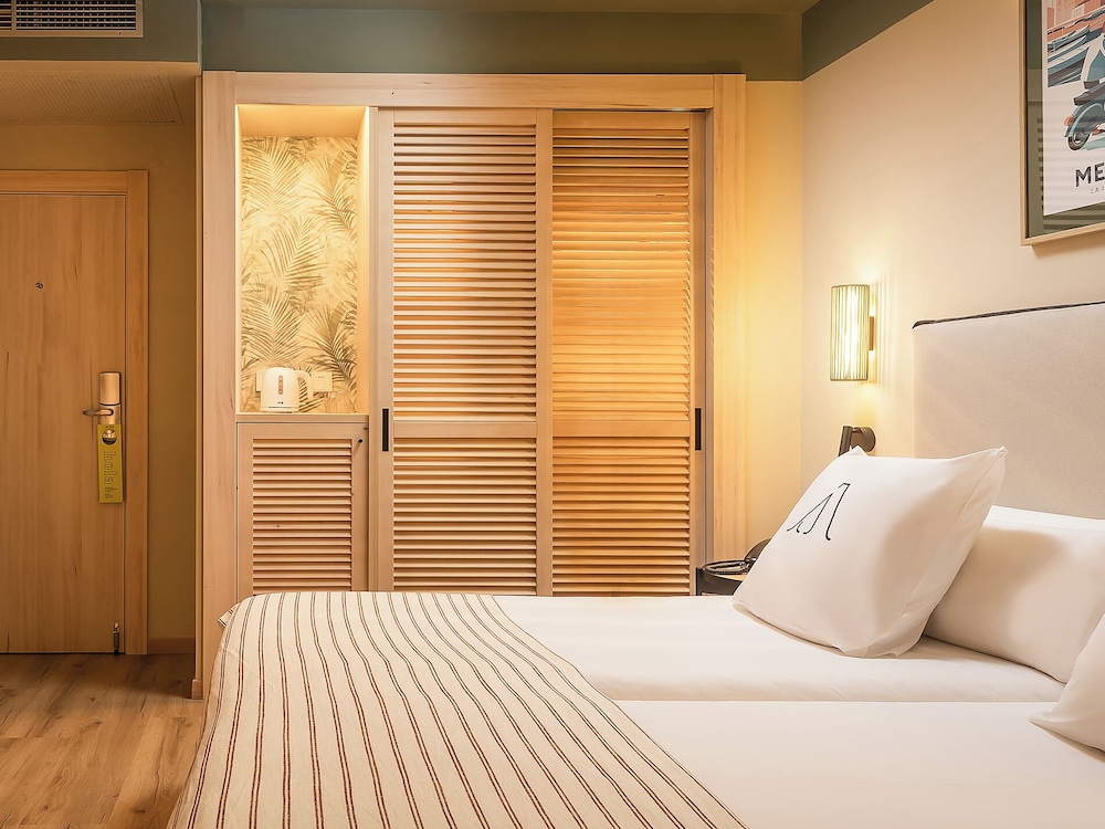 غرفة قياسية داخلية بسريرين منفصلين بإطلالة، Hotel Artiem Capri 7/10