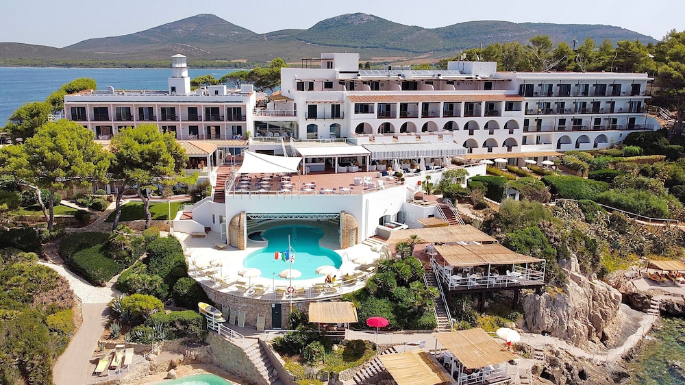 El Faro Hotel 2/73
