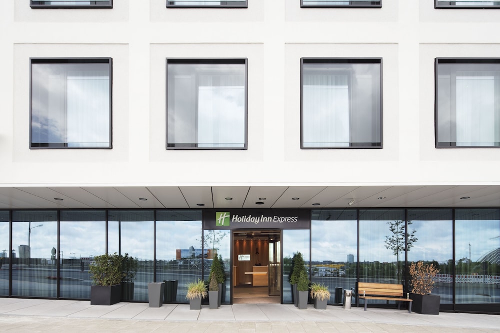 Holiday Inn Express MUNICH CITY WEST 62/80