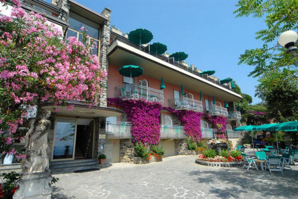 Hotel Porto Roca 1/38