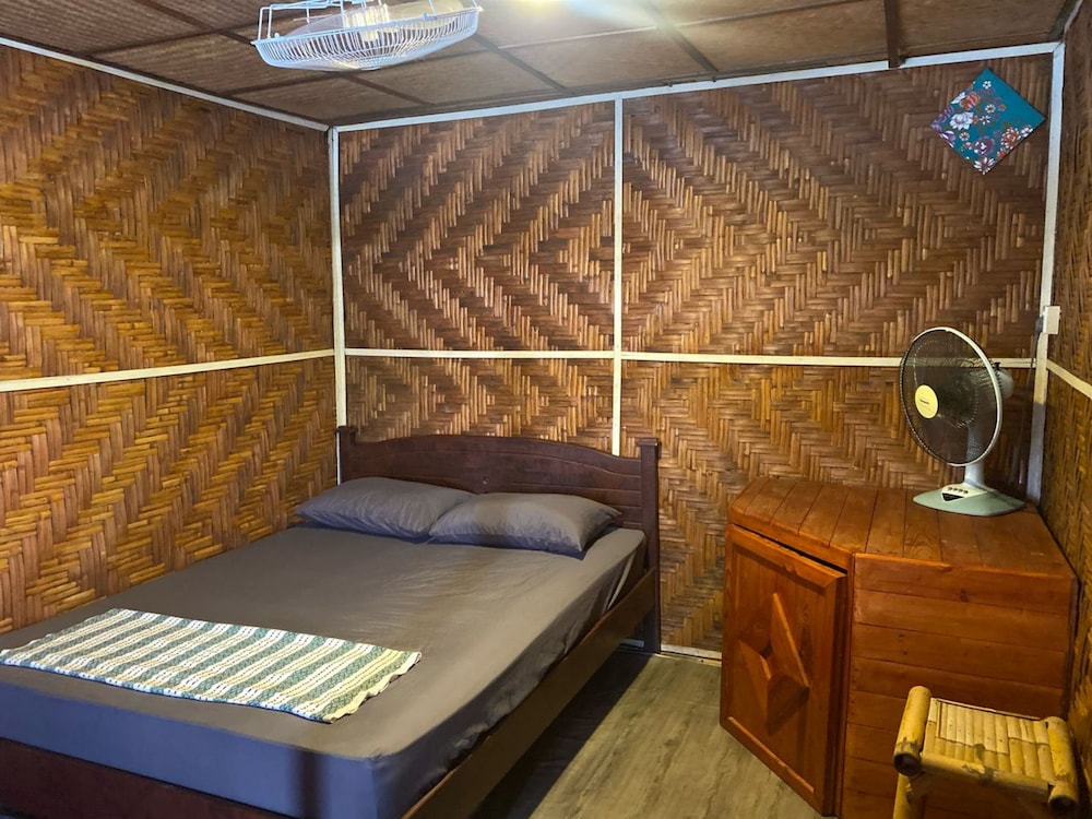 Hotel O Bakau Hijau Riverlodge & Campsite 19/39