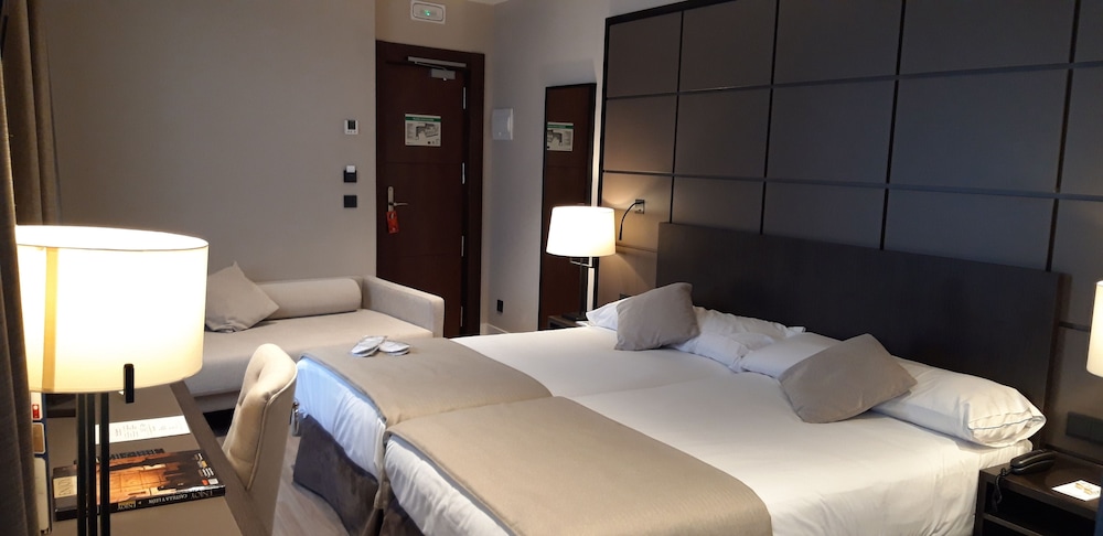 Hotel Palacio de Valderrabanos 29/78