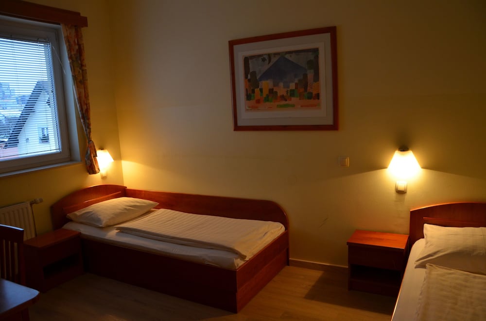 Hotel Bajt Maribor 12/21