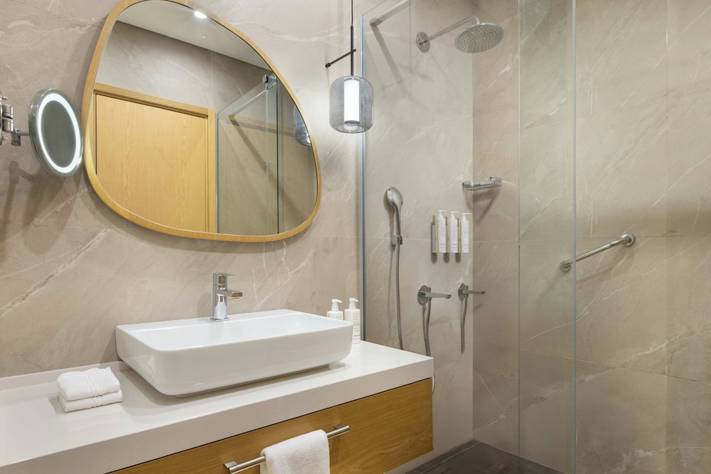 Marriott Executive Apartments Istanbul Investvadi 52/54