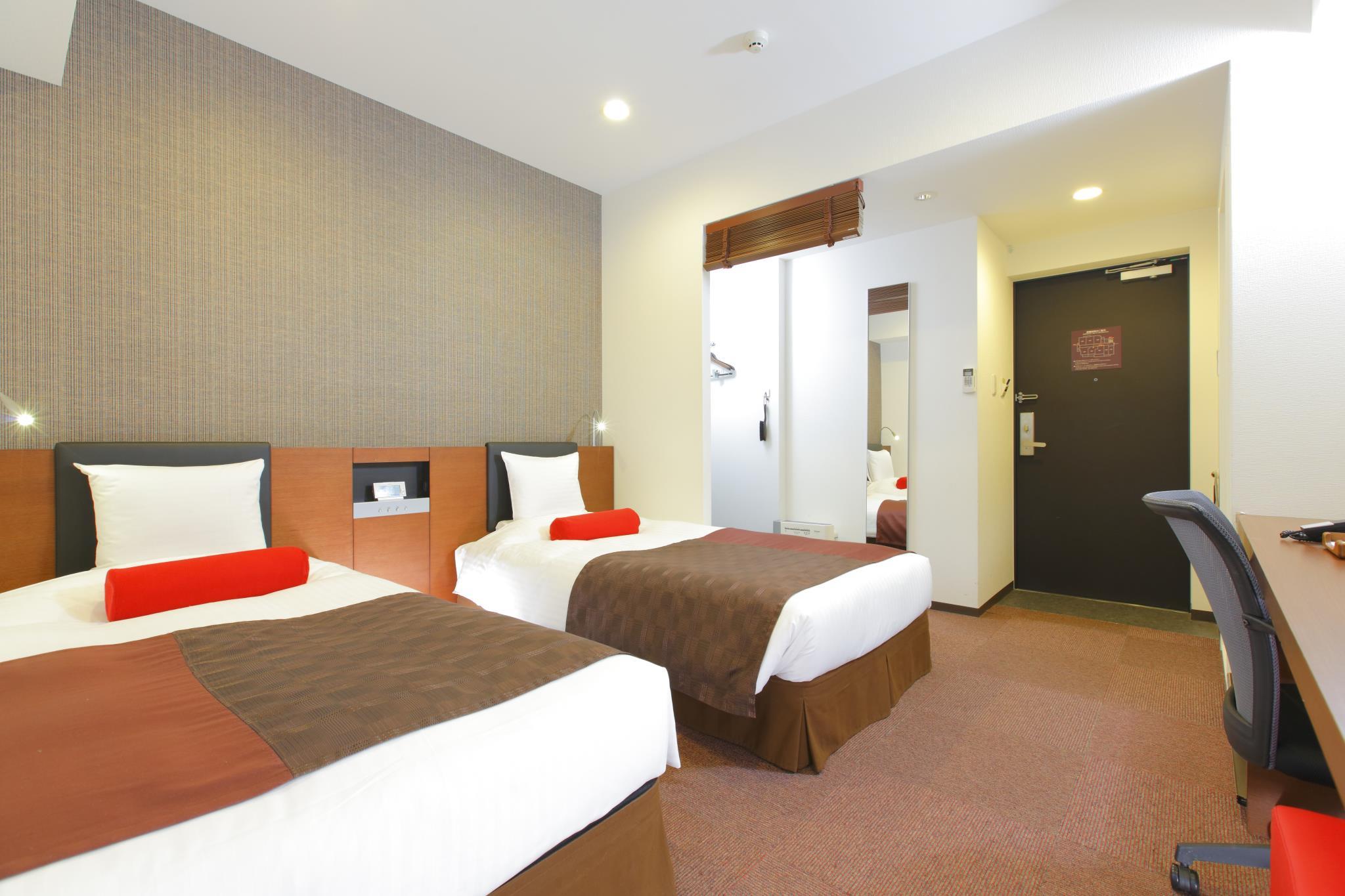 Superior, Twin Beds, City View, No Cleaning Services