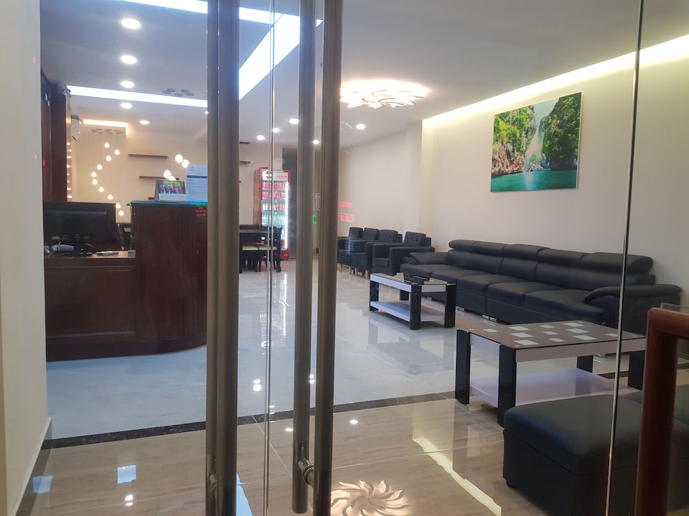Victory Airport Hotel 12/48