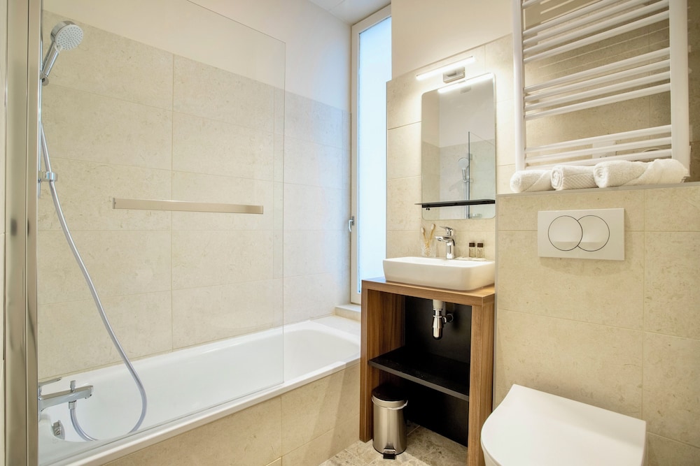 Hotel Tete D Apos Or 38/43