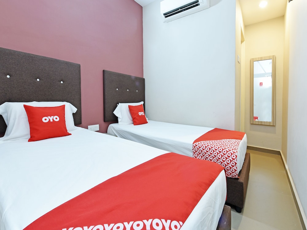 Super OYO Capital O 90556 Hotel Cherita Rooms 9/17