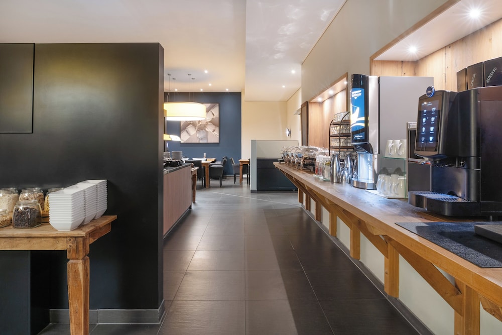 Hotel Wolfsburg Centrum, Affiliated by Melia 36/60
