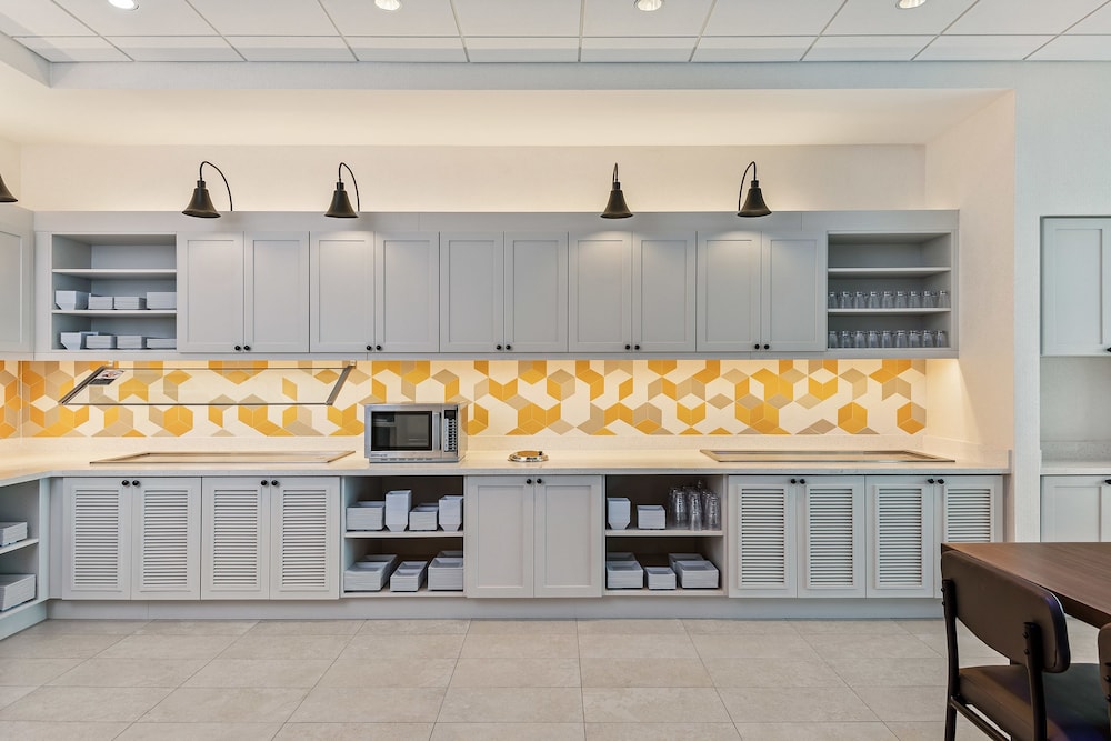 Hyatt Place Tampa/Wesley Chapel 46/61