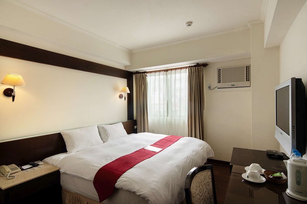 Liga Hotel 17/61