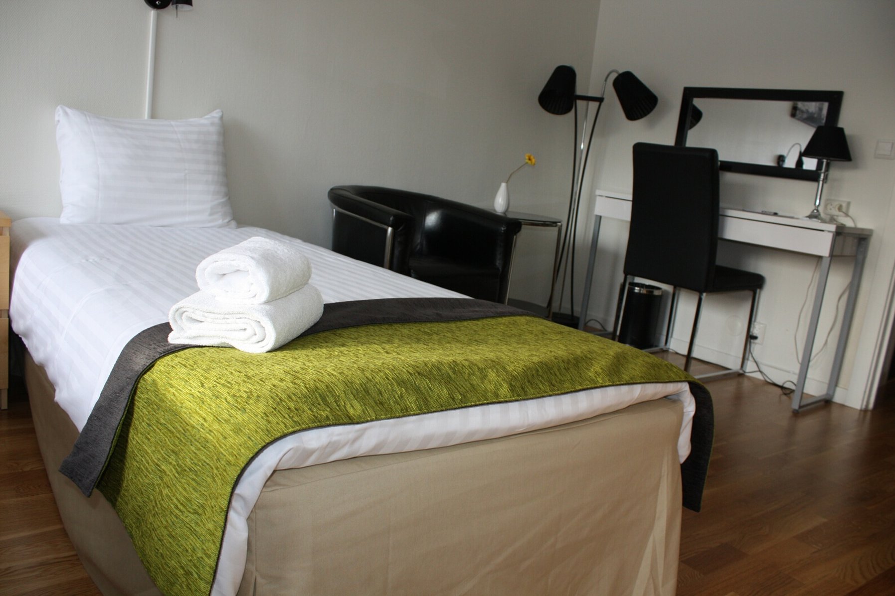 Hotell Solhem Park 6/22