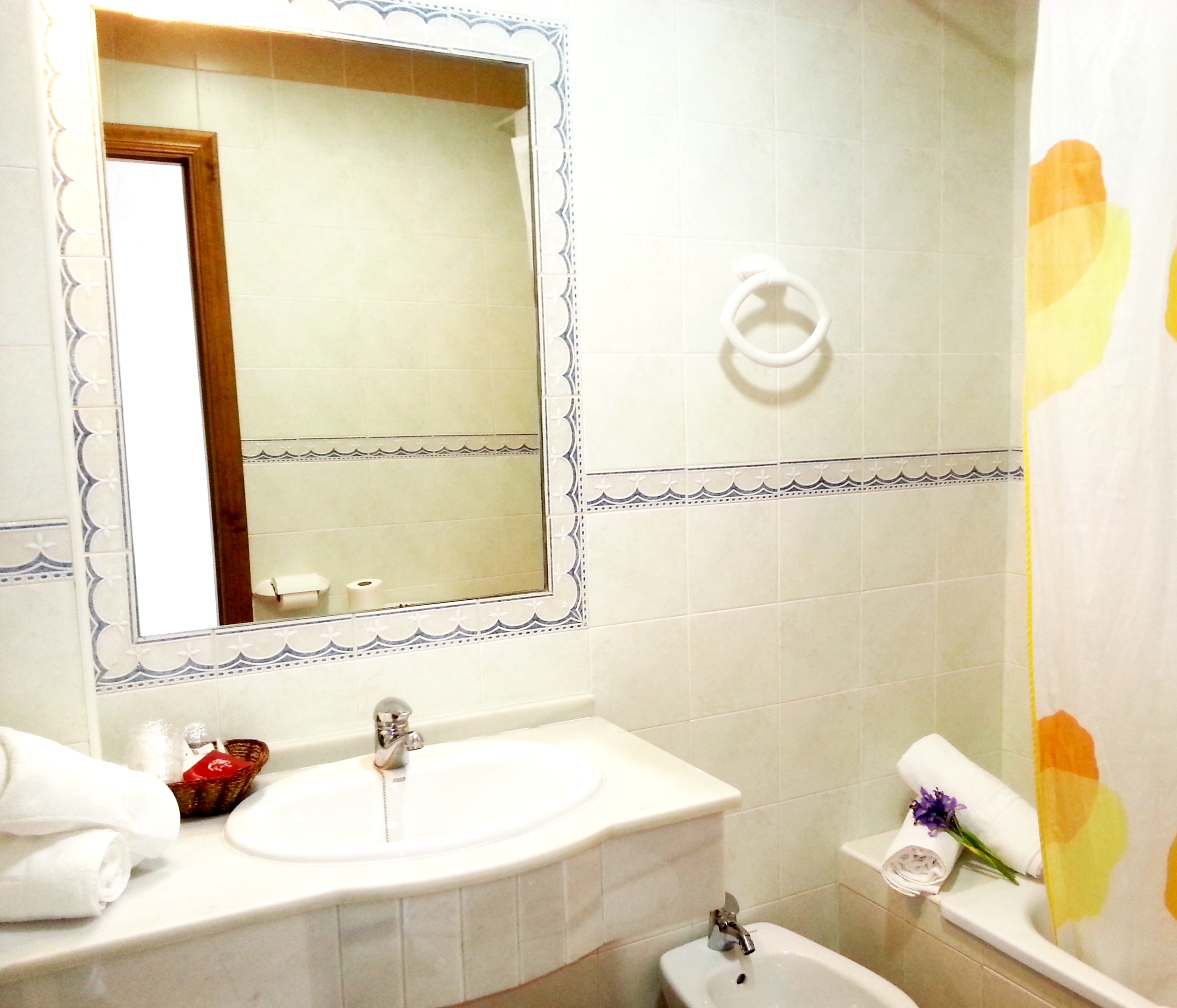 Oasis Atalaya 35/37