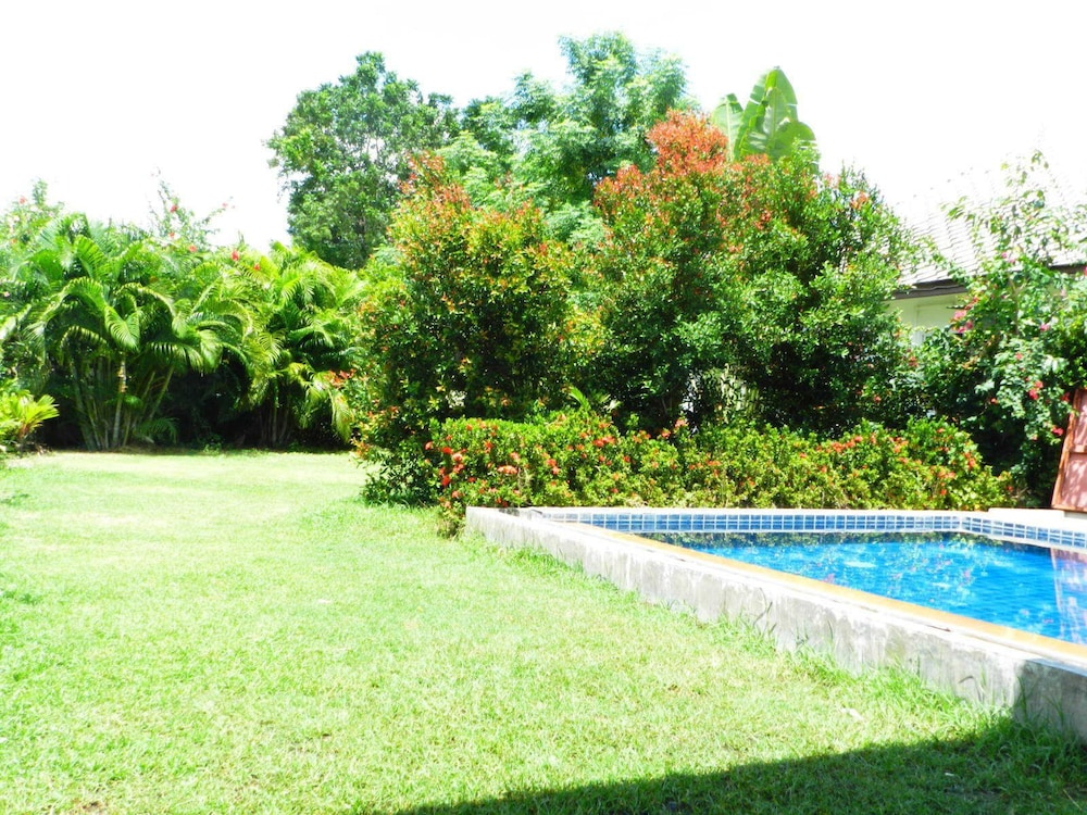 Cha-Am Pool Villa 10/19