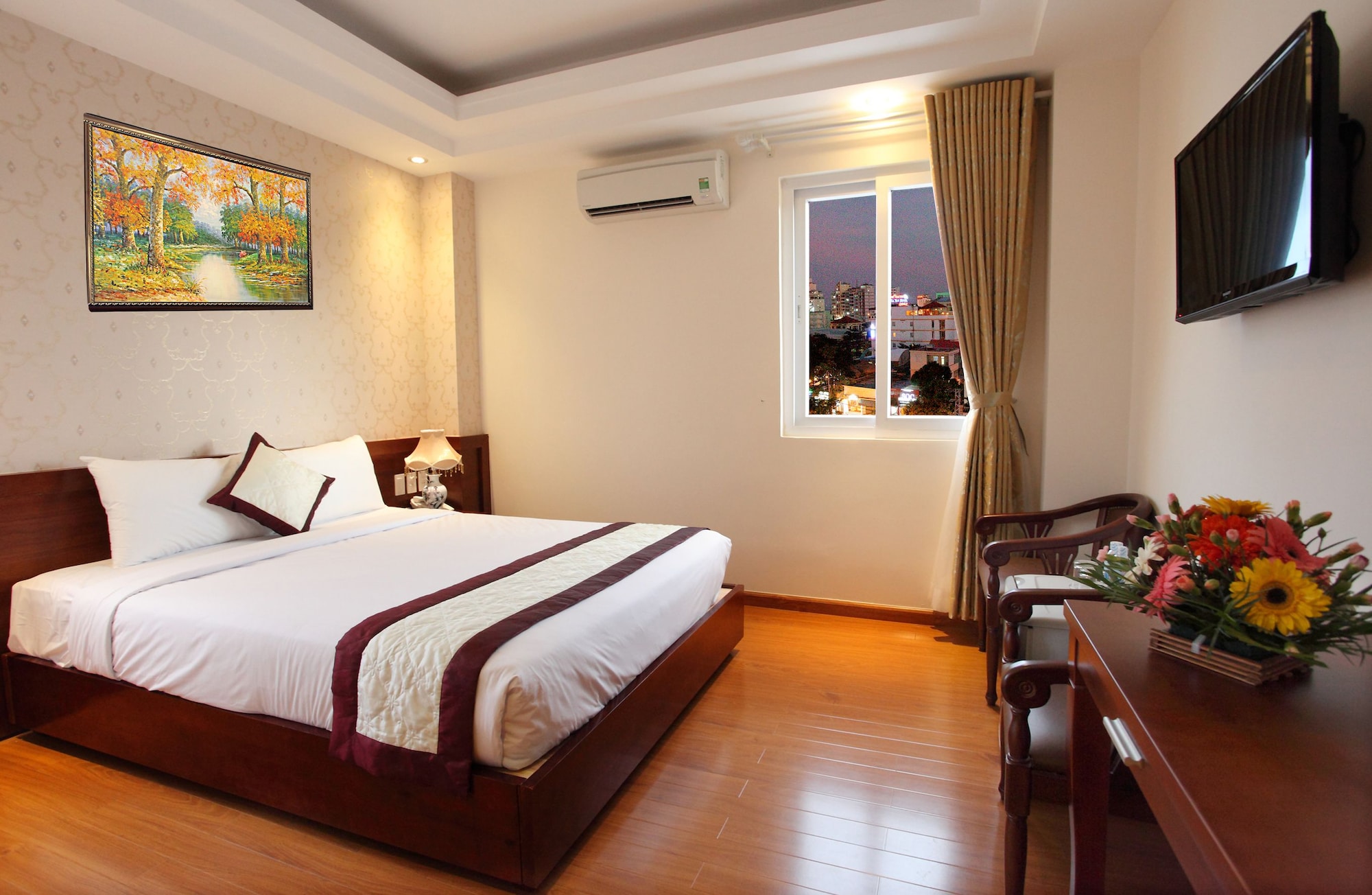 SUPERIOR, DOUBLE BED
