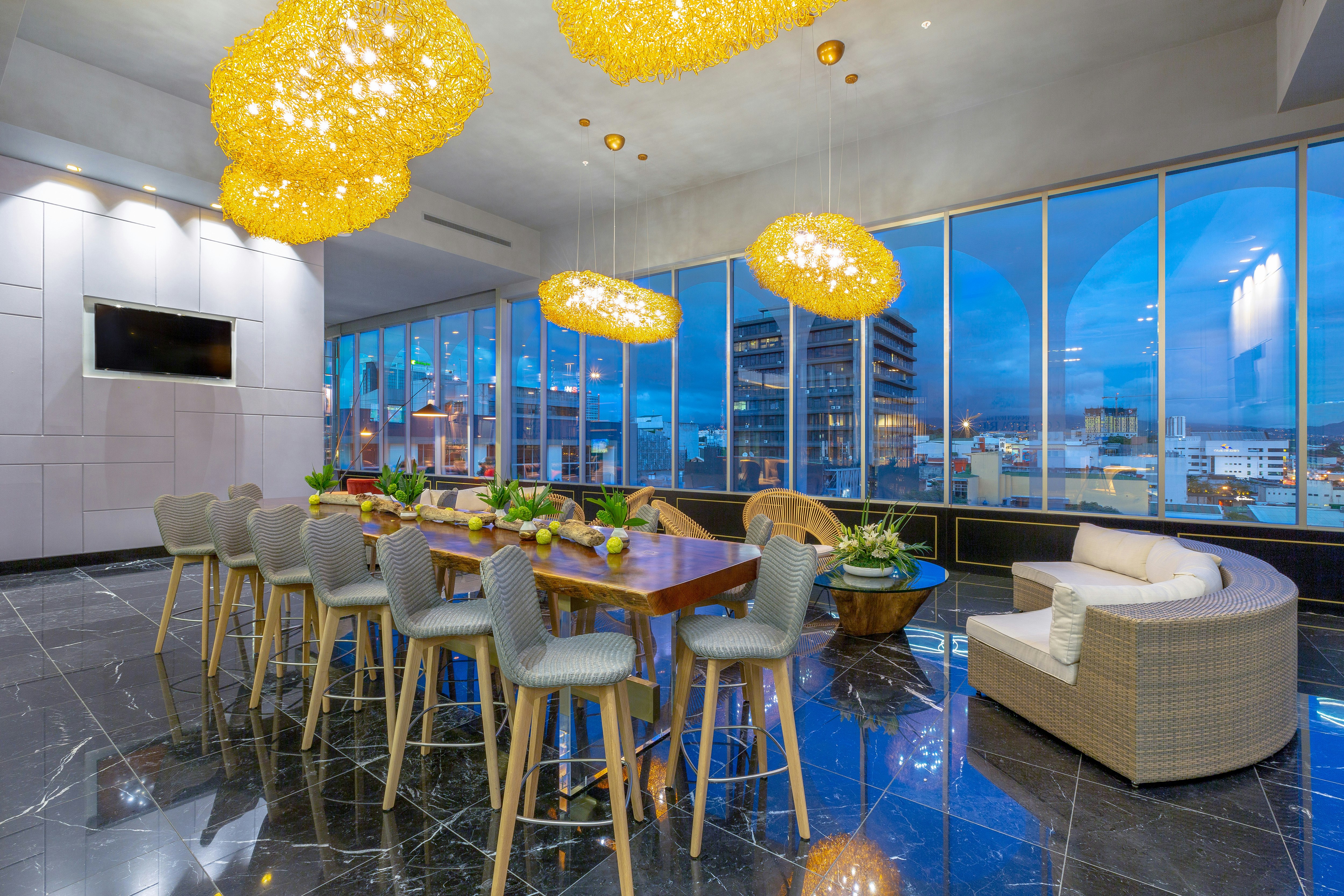Gran Hotel Costa Rica Curio Collection by Hilton 27/48