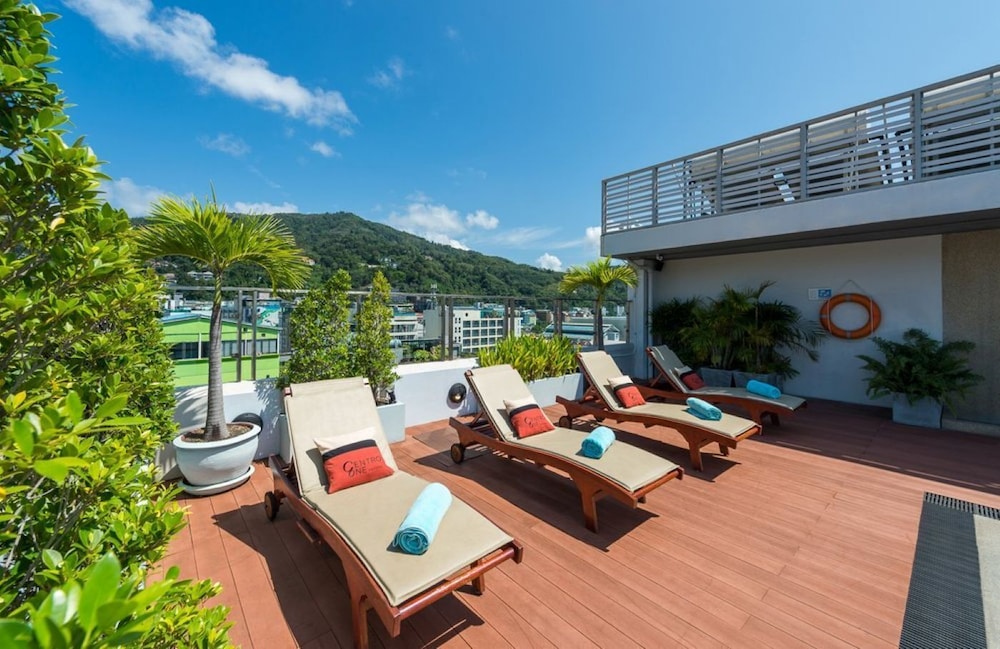 Centro One Patong 58/67