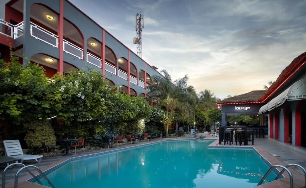 Seaview Garden Hotel 8/47