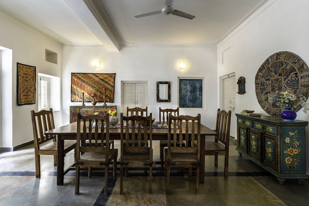 Hibiscus Guest House 32/47