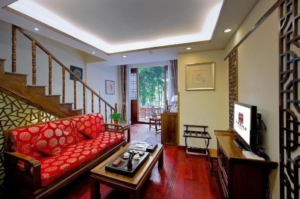 Tang Dynasty Art Garden Hotel 34/49