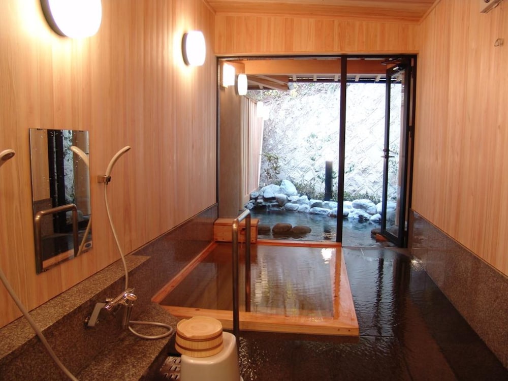 Kanbayashi Hotel Senjukaku 23/59