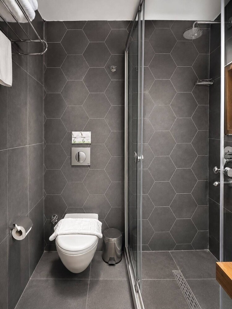 Kuzen Otel - Adults Only 49/50