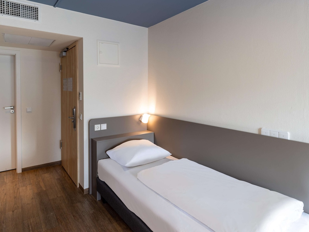 Ibis Fulda 15/53