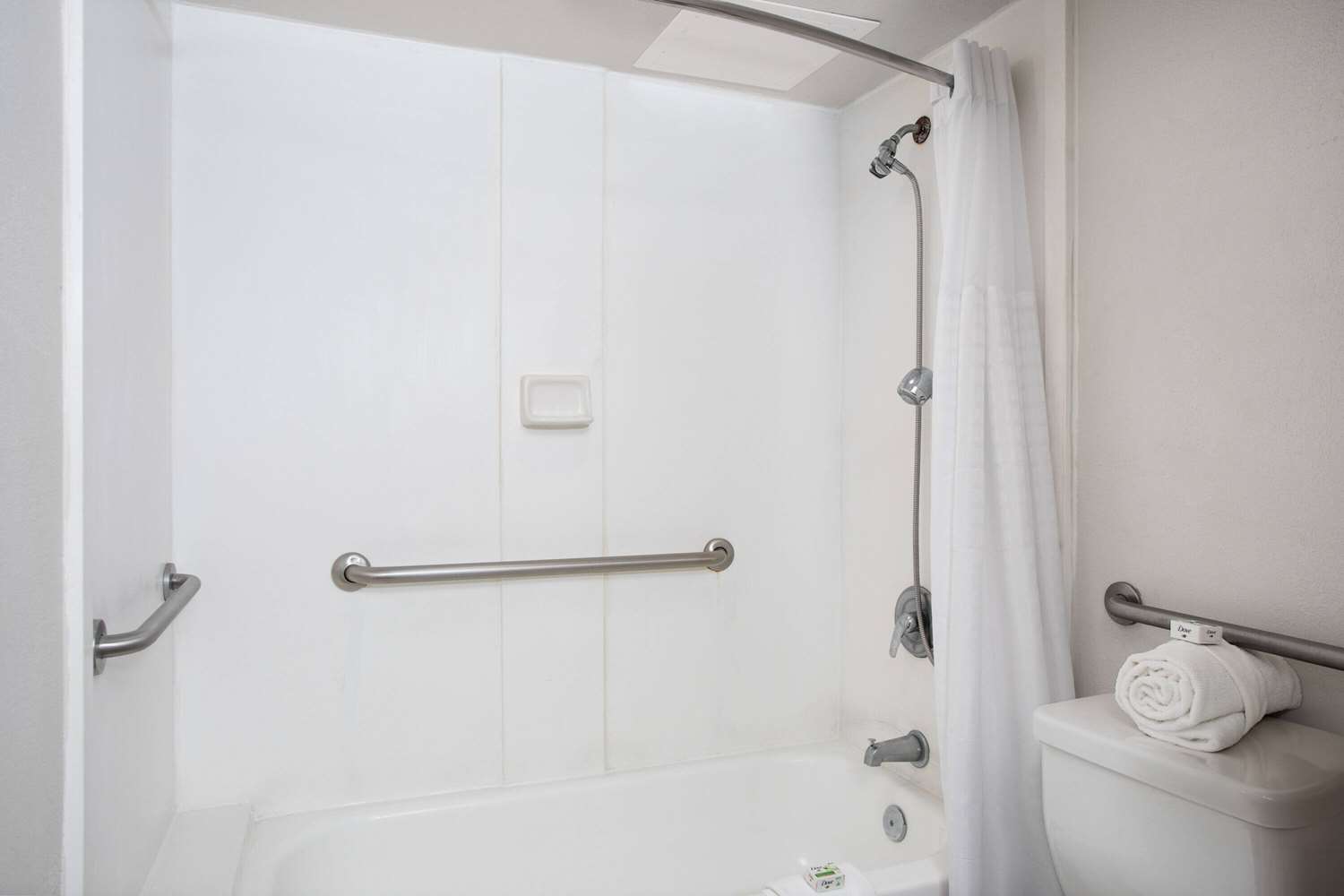 La Quinta Inn By Wyndham Cocoa Beach Port Canaveral 56/57