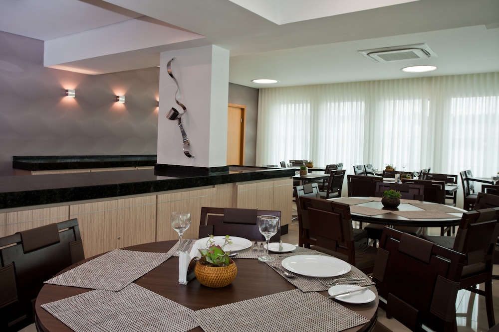 Bristol Jaragua Hotel 52/67