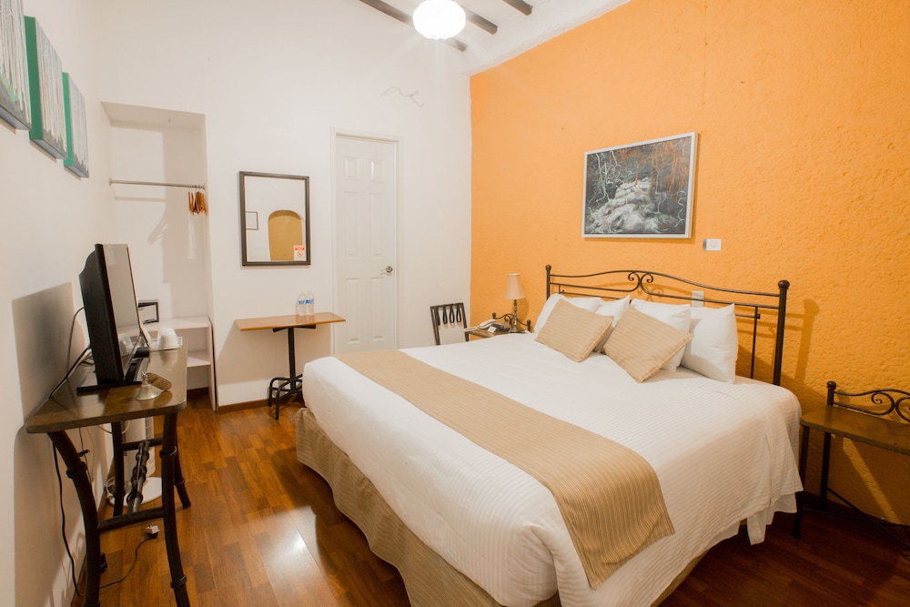 Portico Cultural Hotel 20/63