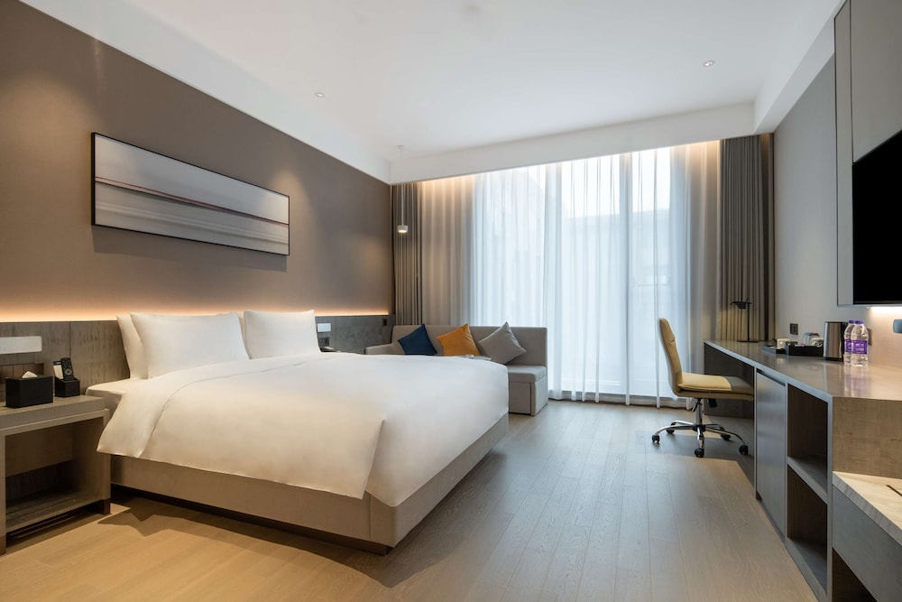 Huidong Business Hotel 21/50