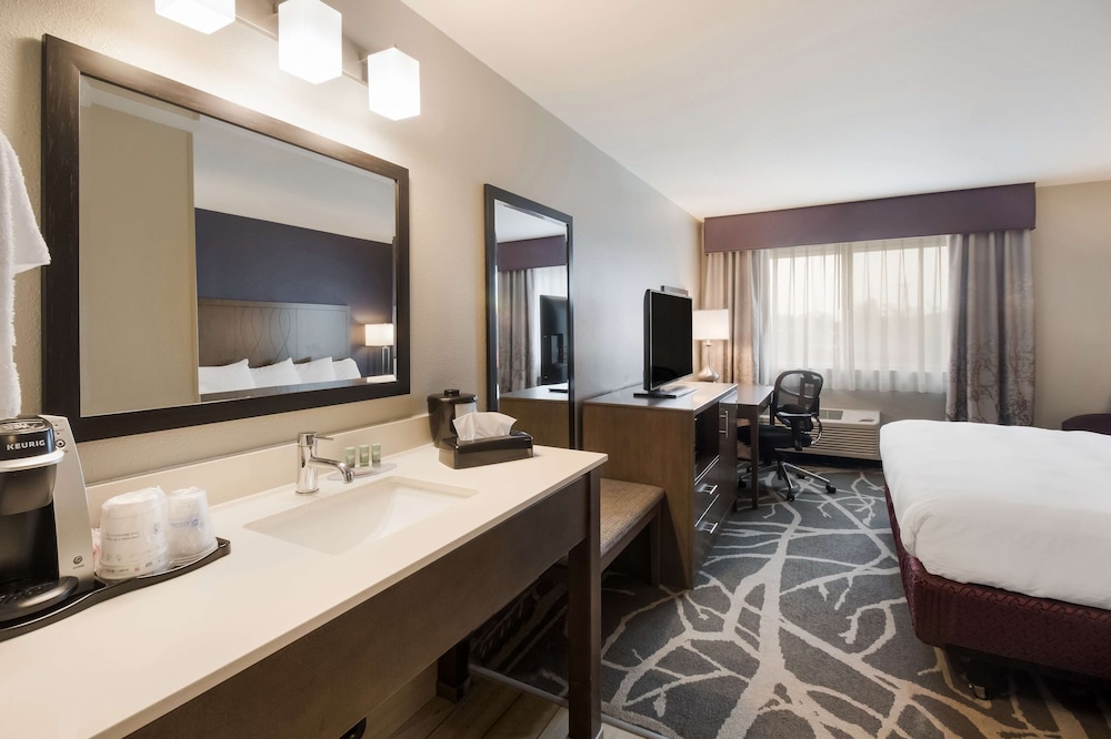 Standard, 2 Queen Beds, Best Western Mcminnville Inn 2/2