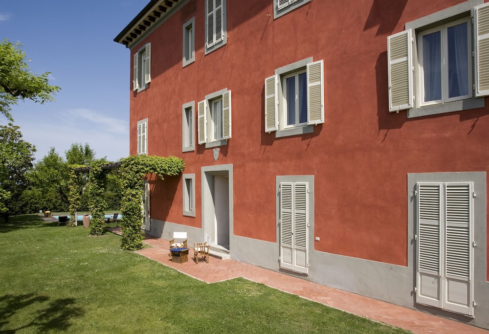 Villa Cassia di Baccano 36/50