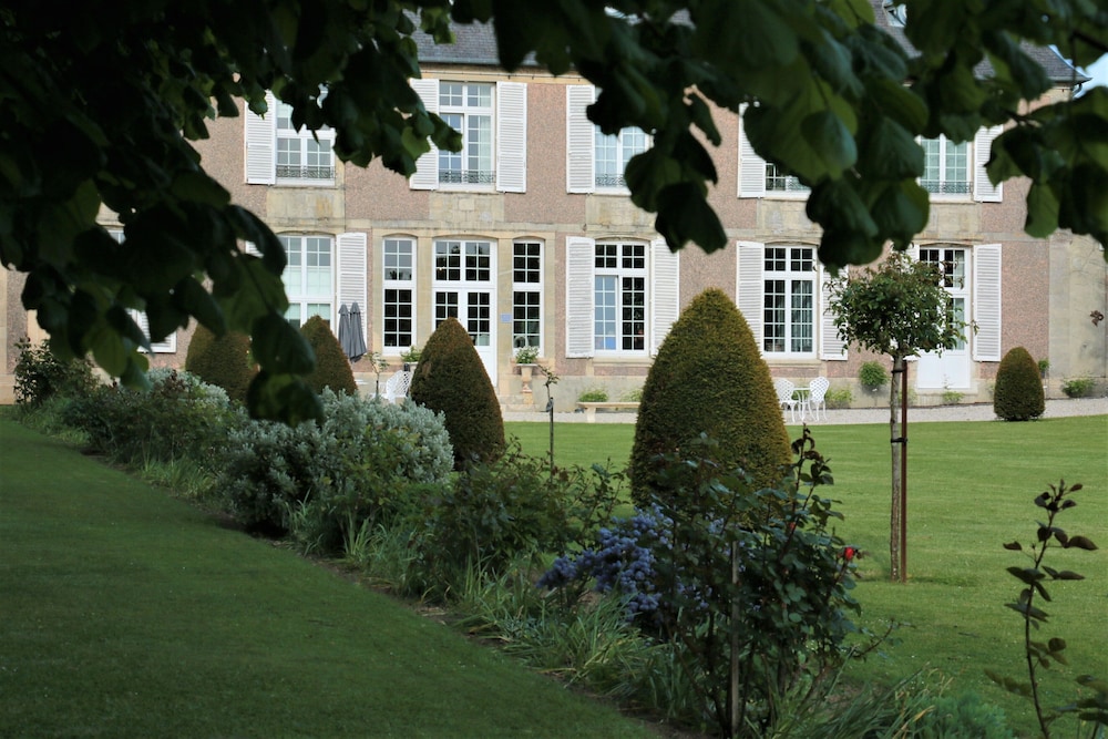 Domaine De Bayeux 61/69
