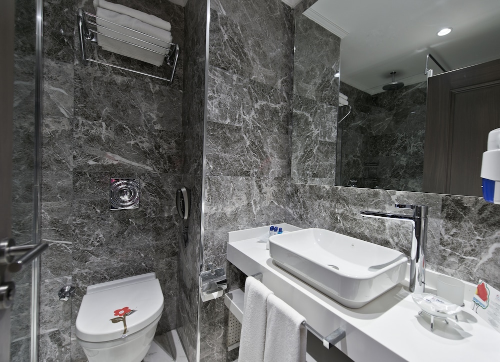 Delta Hotels by Marriott Bodrum 48/50