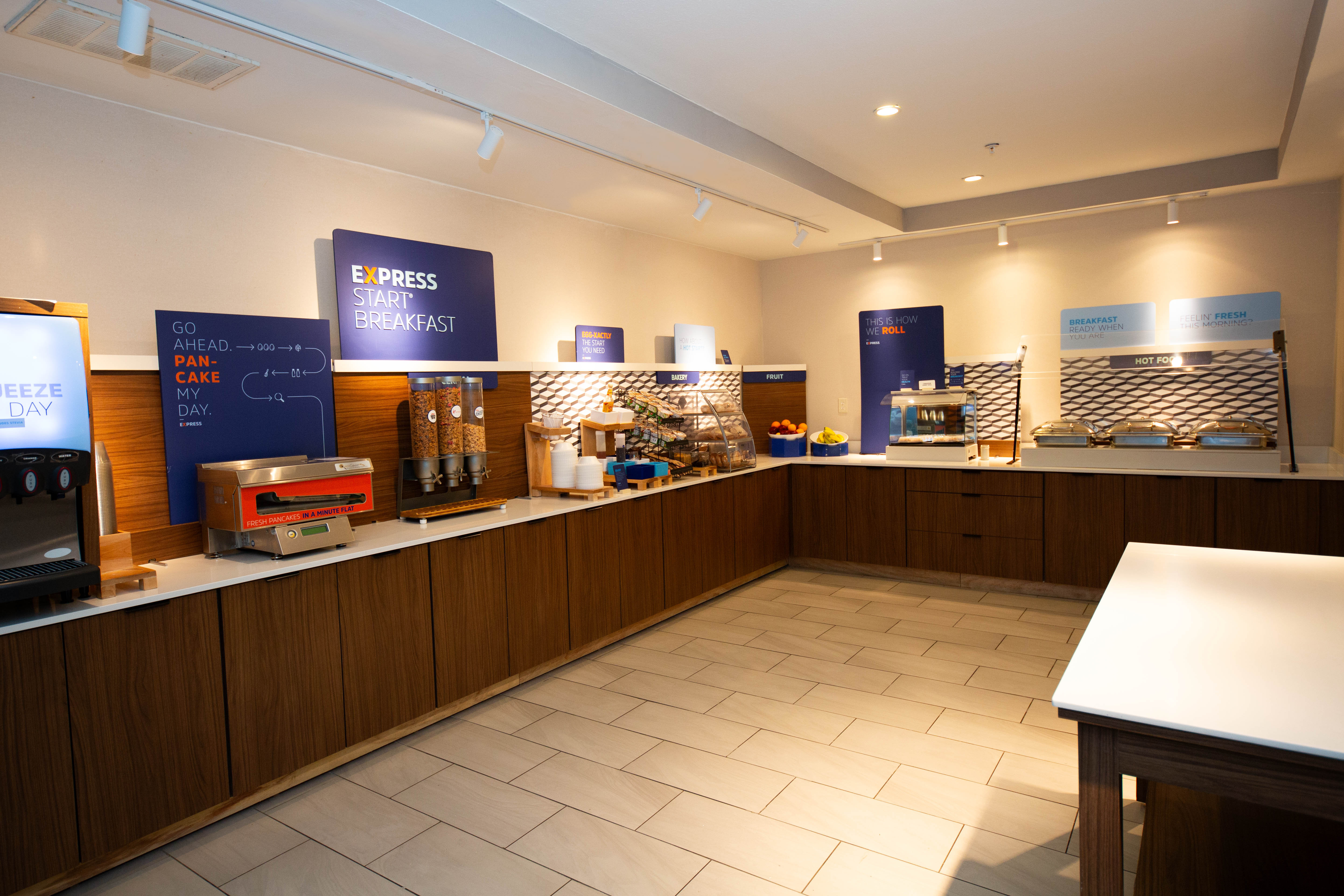 Holiday Inn Express Hotel Suites Canyon 55/67