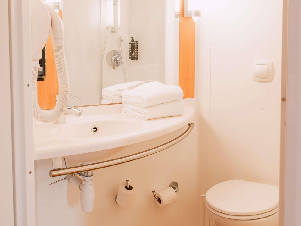 Ibis Aix En Provence Hotel 74/74