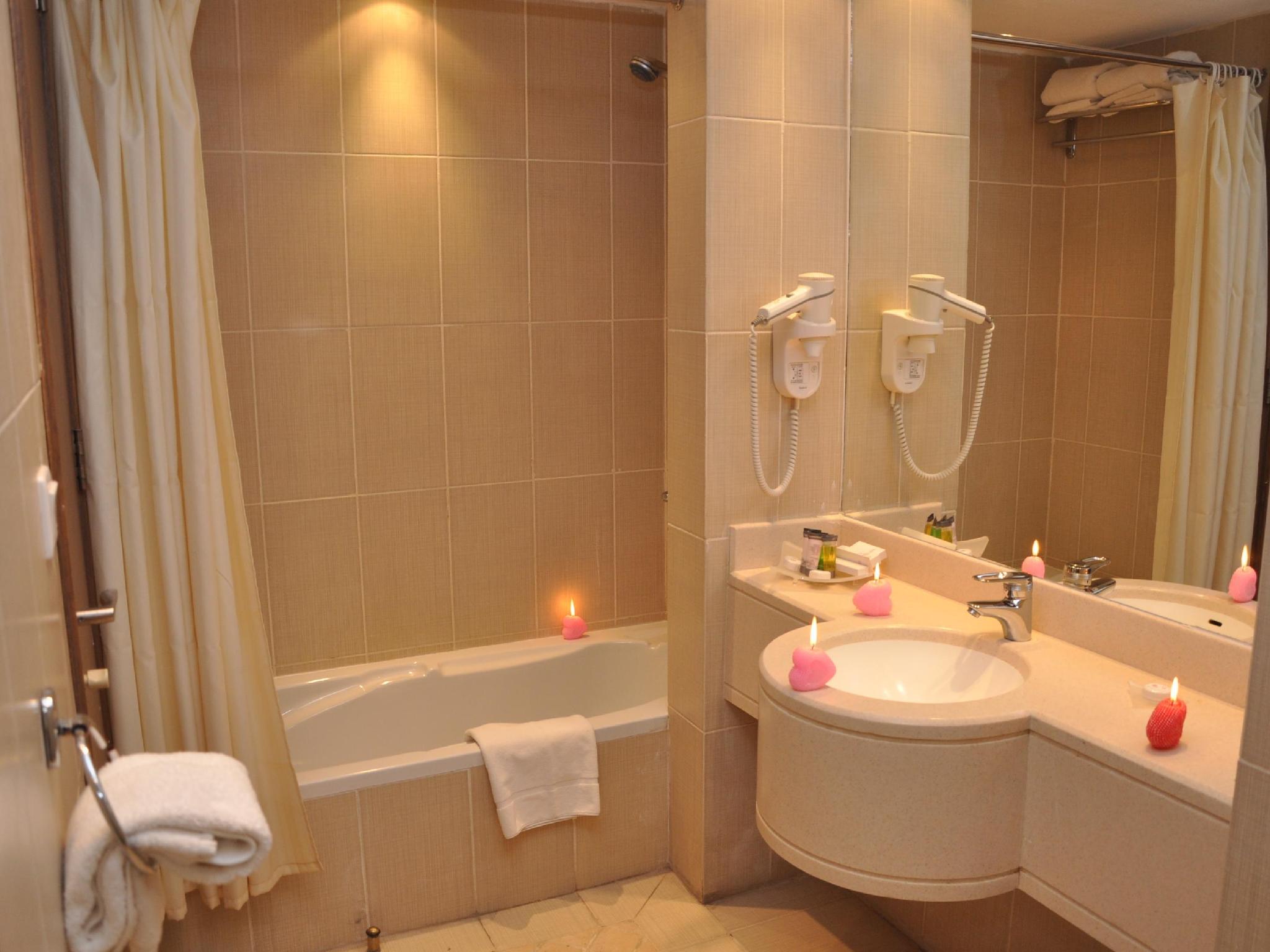 Reef Al Malaz Hotel International (ex. Tulip Inn Al Reef ) 25/26