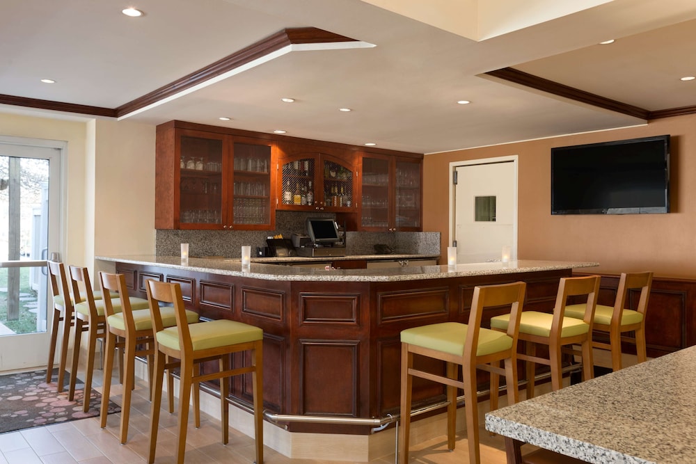 HILTON GARDEN INN FAIRFAX 48/61